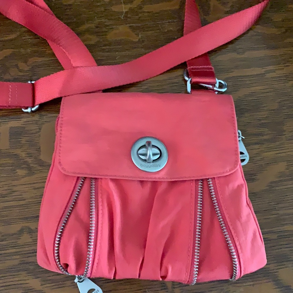 Baggallini Red Shoulder Bag